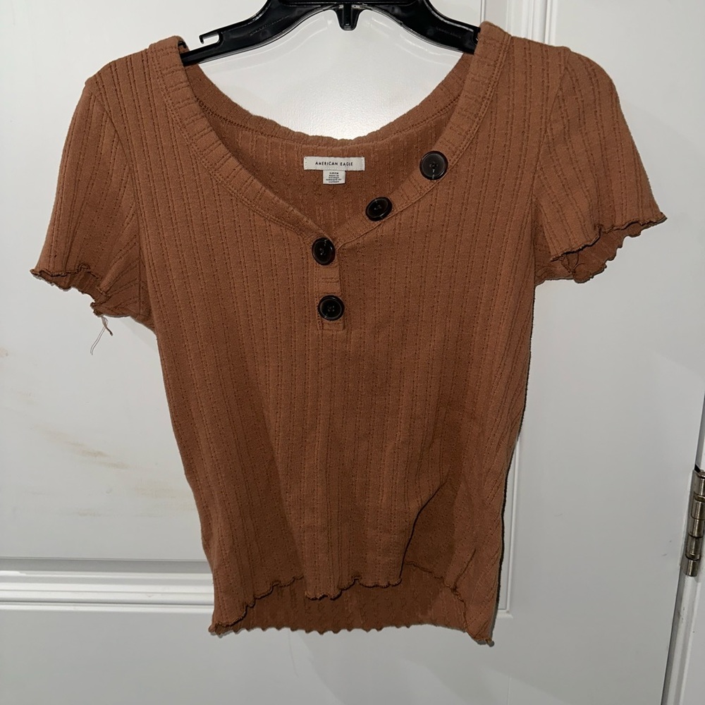 I am selling a medium American Eagle shirt
